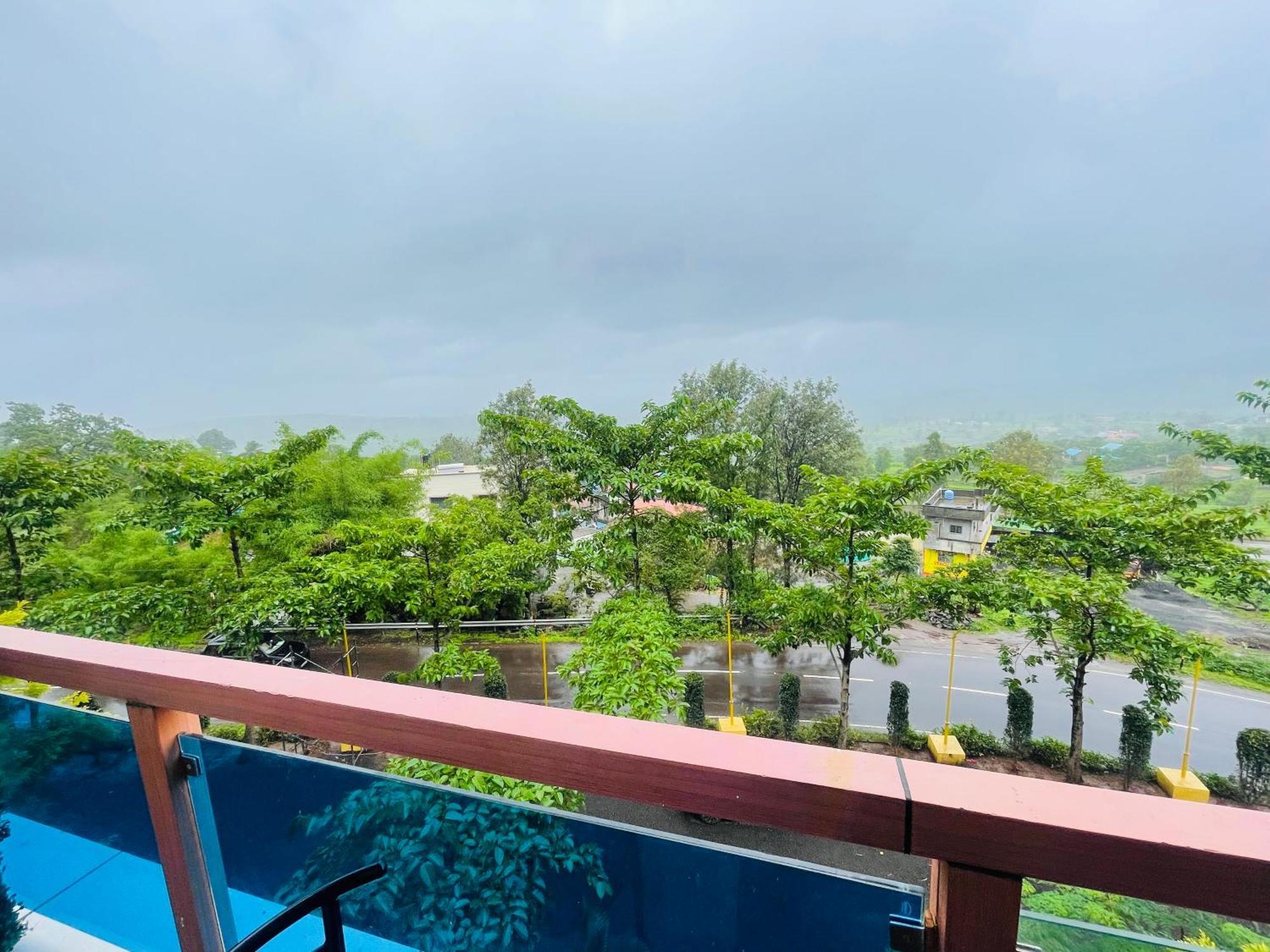 Natural Resort Panhāla Exterior foto
